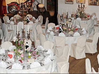 Foto: Schlossgastst&amp;auml;tte Leutstetten (Bayern)
